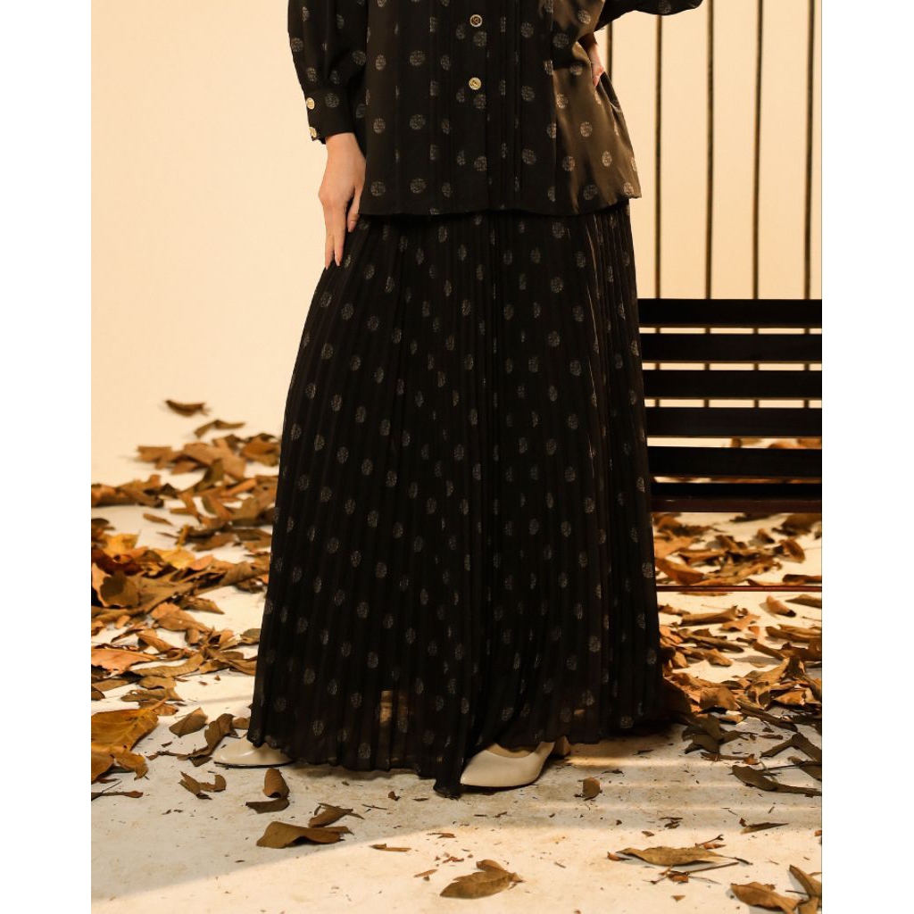 Anna Skirt Nostalgic Avenue
