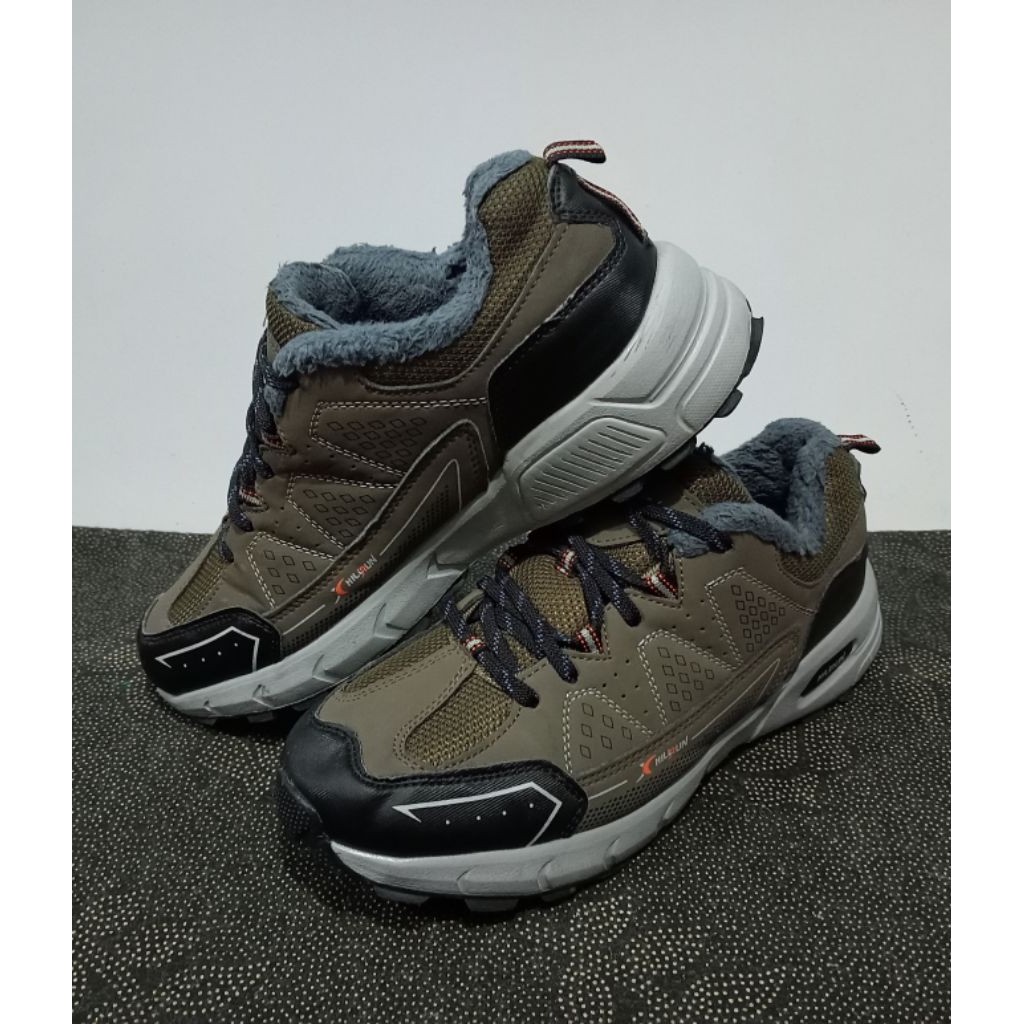 sepatu out dorr second HILLRUN