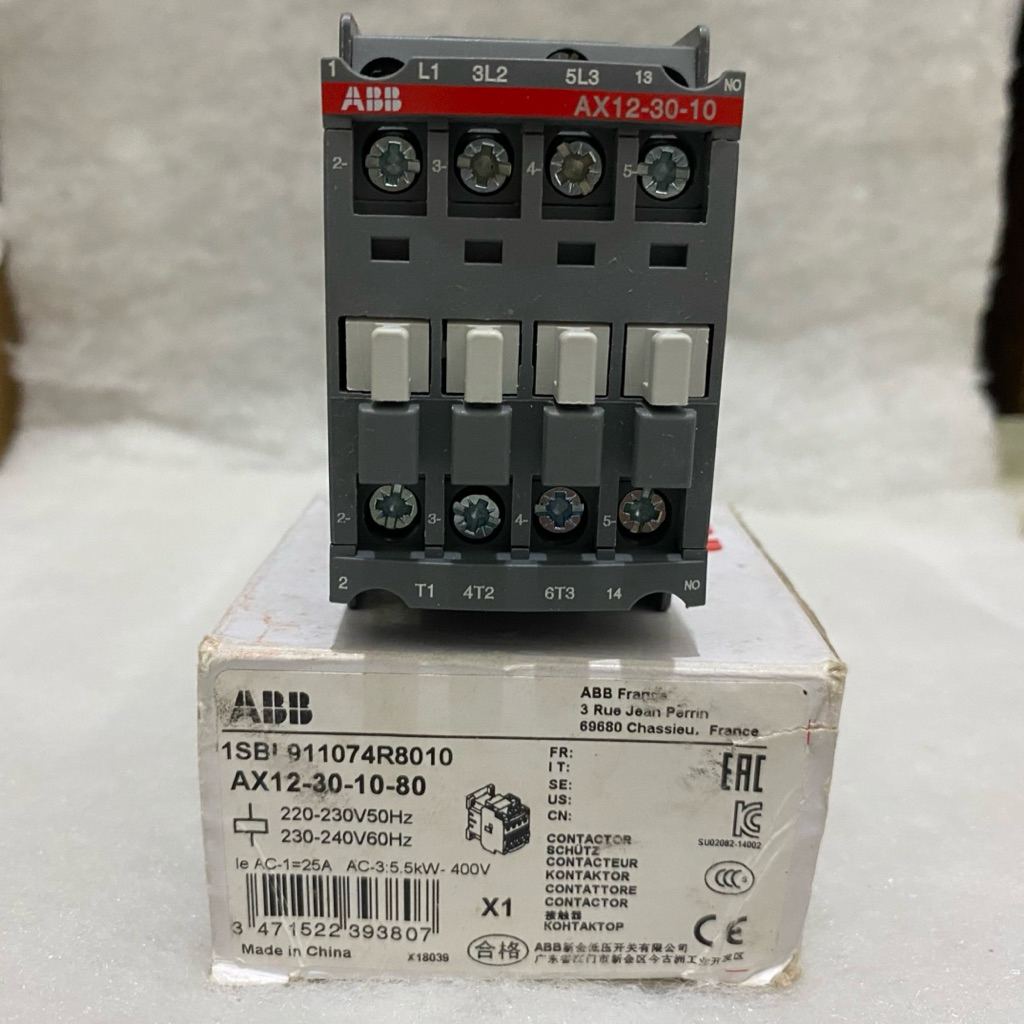 ABB Contactor AX12-30-10 / Kontaktor AX12-30-10 220VAC