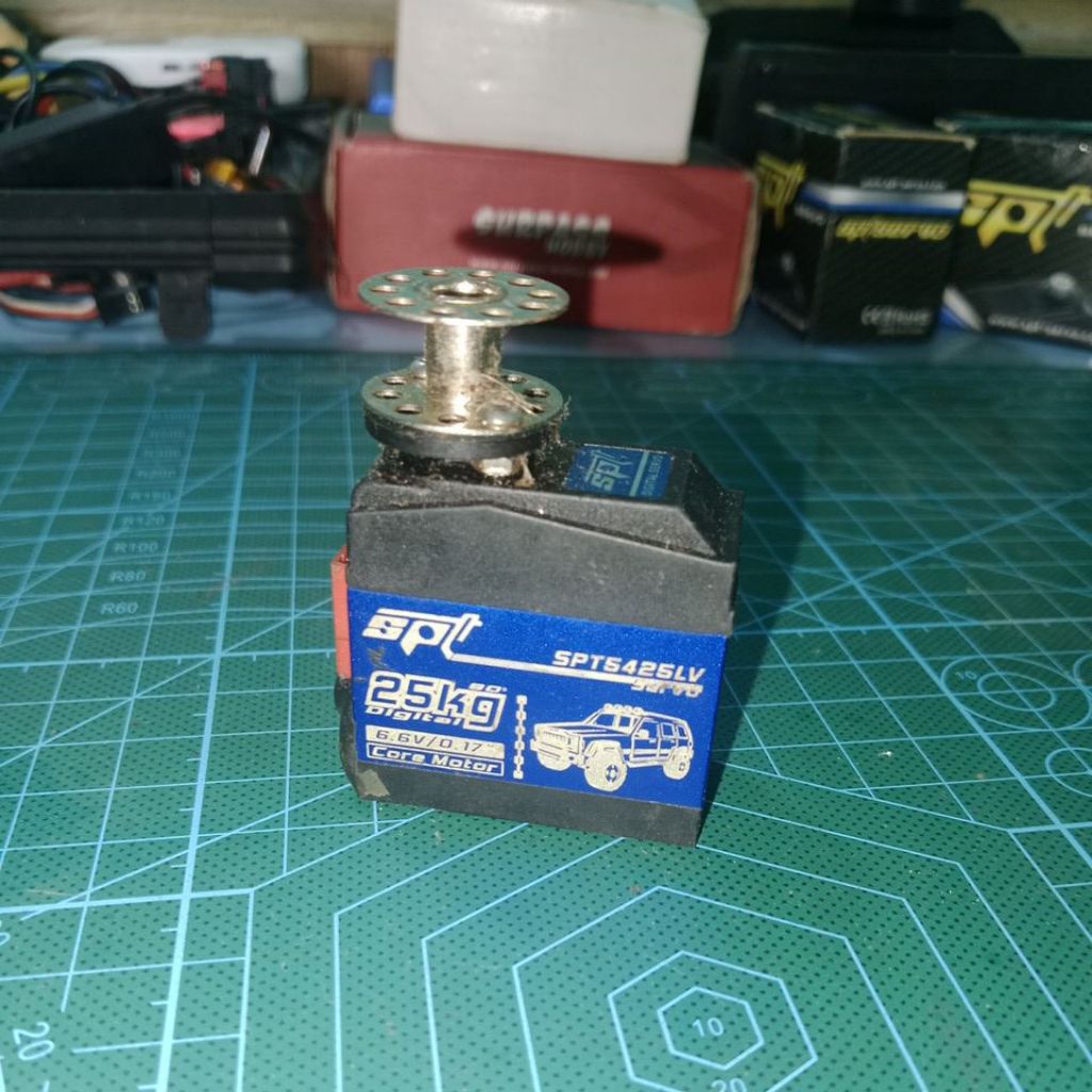 servo spt 25kg