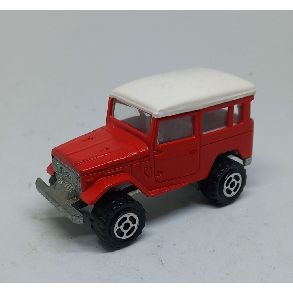 majorette 4x4 4×4 toyota land cruiser fj40 loose diecast 1/53 custom red (t)