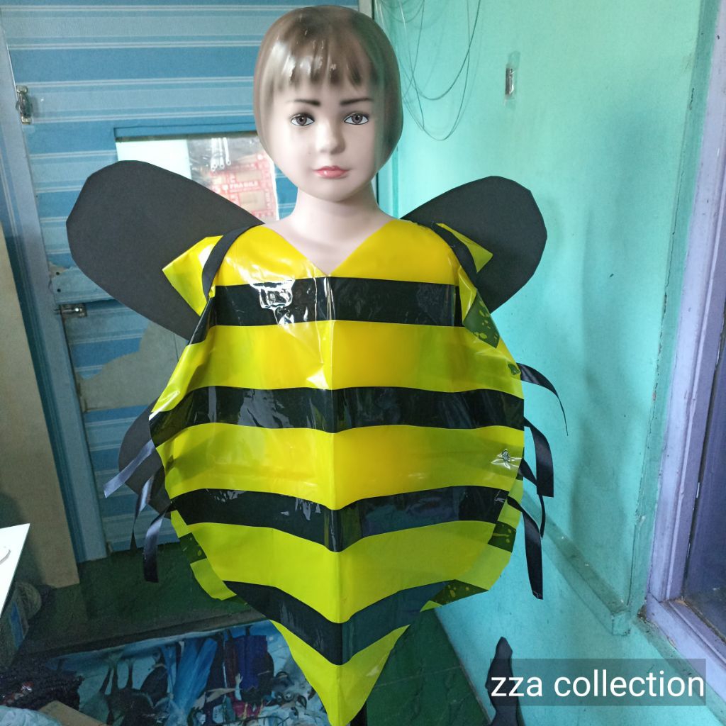 kostum lebah dari plastik kresek,kostum karnaval,kostum plastik kresek