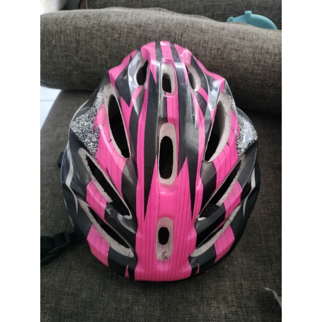 helm sepeda wanita