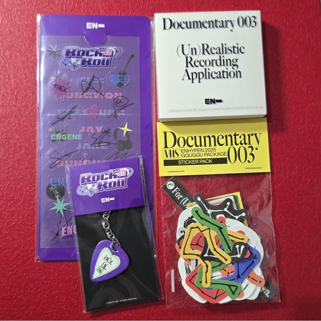 

ENHYPEN STIKER KEYRING NOTE