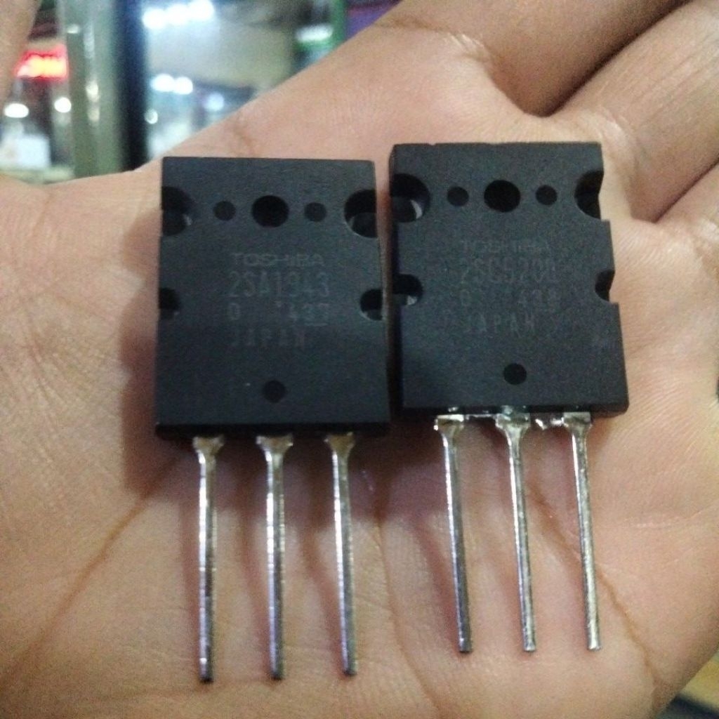 Transistor 2SA1943/2SC5200 TOSHIBA ORI