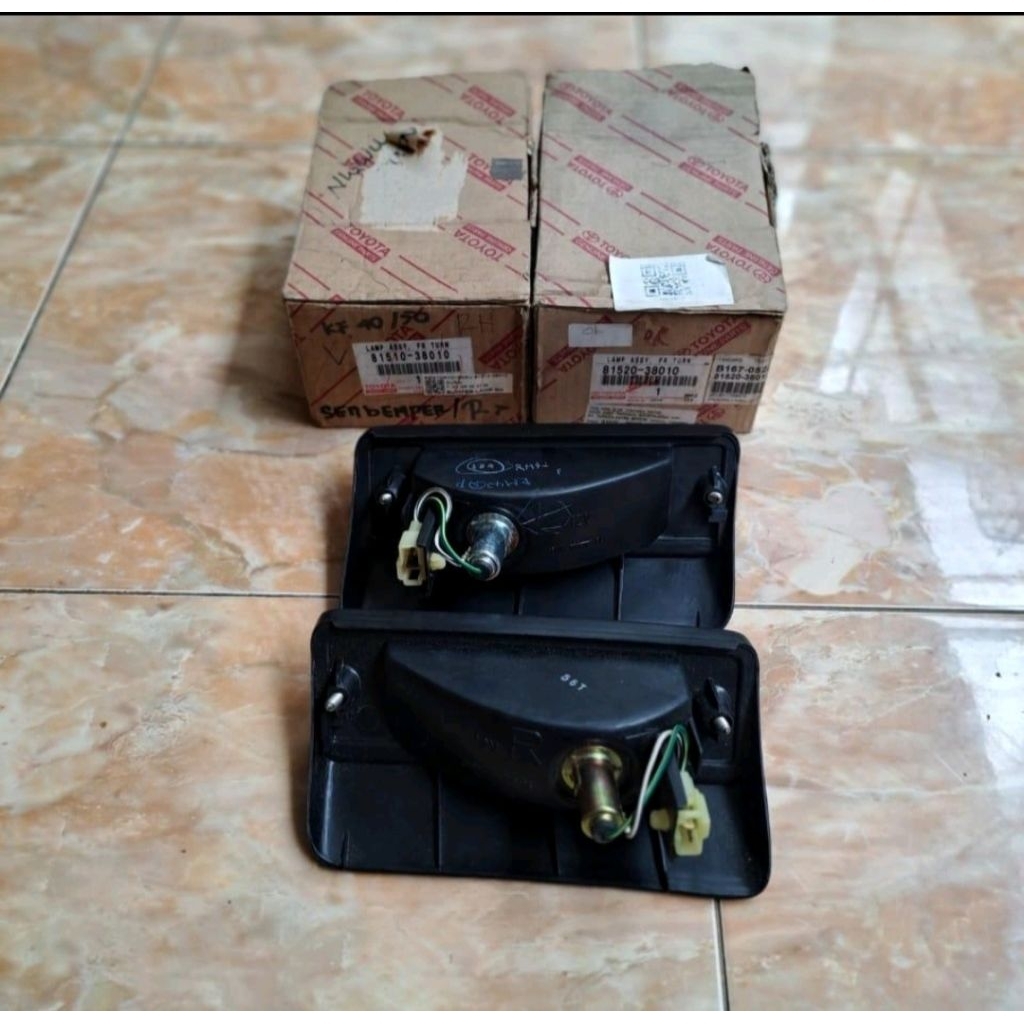 Lampu Sein Bumper Assy Kijang G Kijang Grand Original Koito Japan