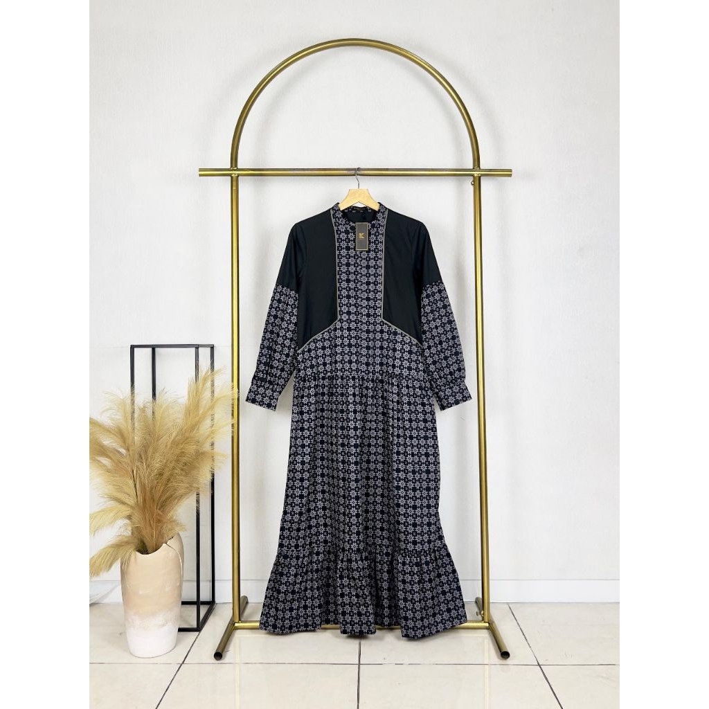 Midi dress by korina✔️Zahra Midi dress By korina, Midi dress motif by korina, midi dress korina, mid