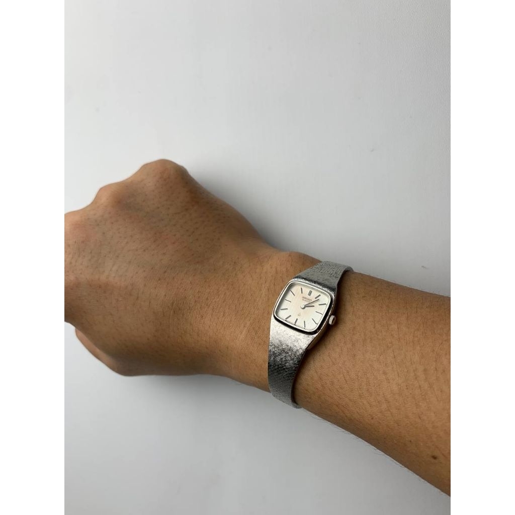 Seiko Two Hand Snowflake Bracelet Ladies Full Original