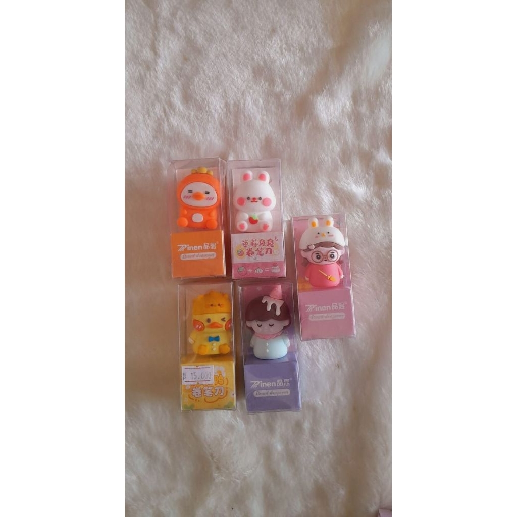 

Rautan Pensil Karakter