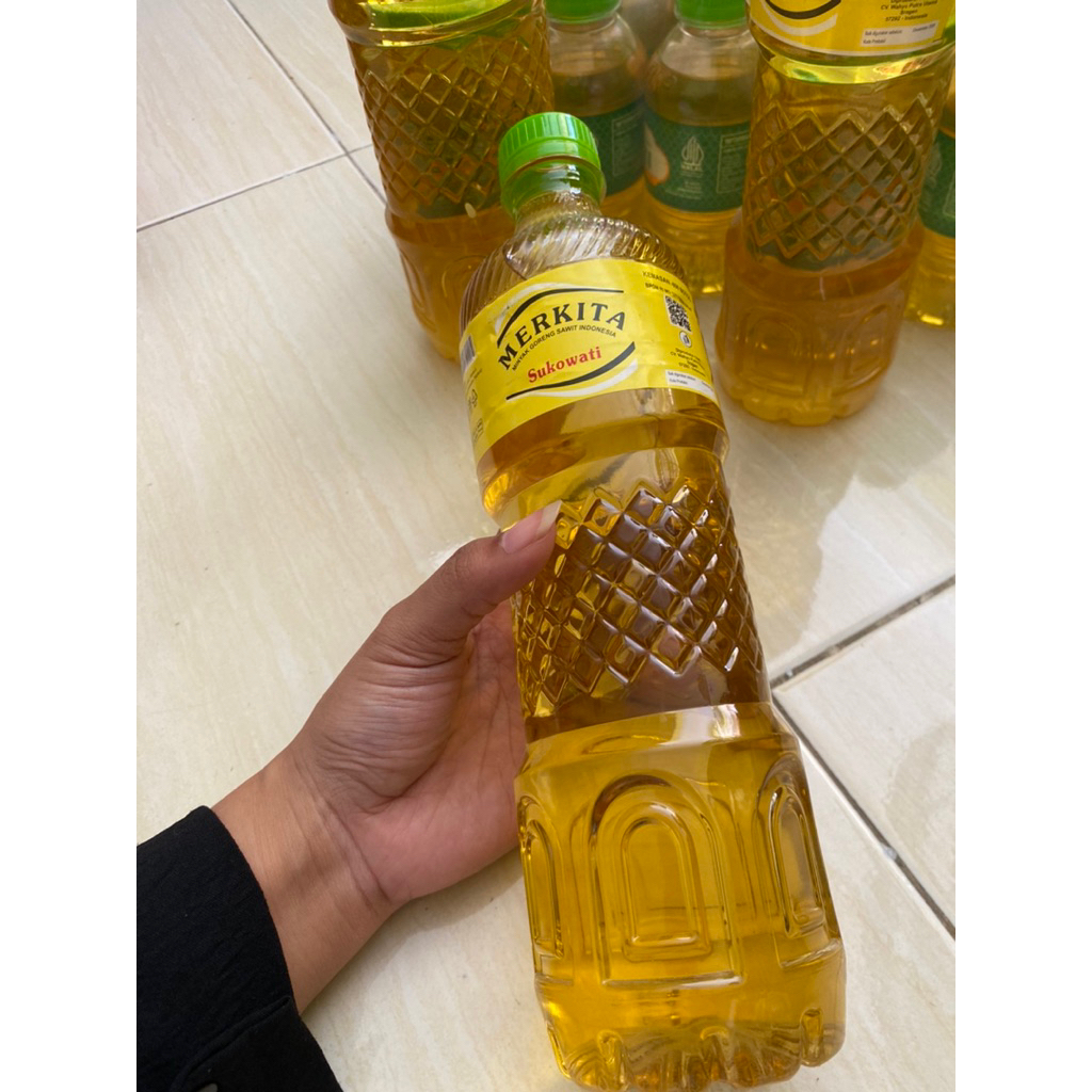 

Minyak Goreng Sawit Indonesia Merkita Sukowati 775 ml