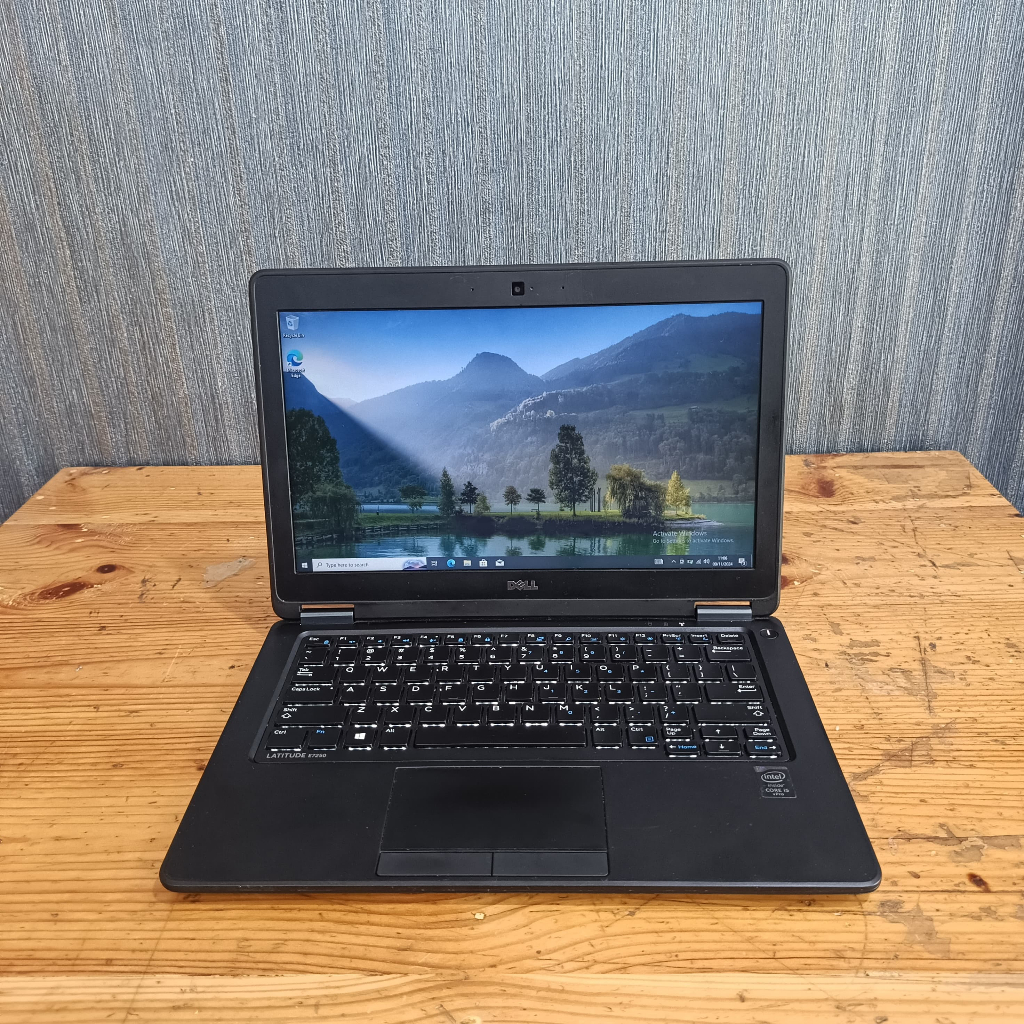 LAPTOP SECOND,Laptop Dell Latitude E7250, Core i5-5300U, Intel HD Graphics 5500, Ram 8/SSD /256Gb, L