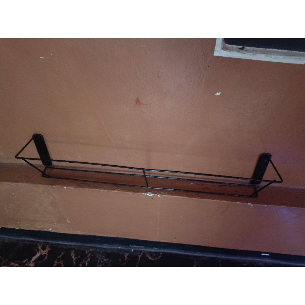 Rak Sepatu/ Sandal dinding