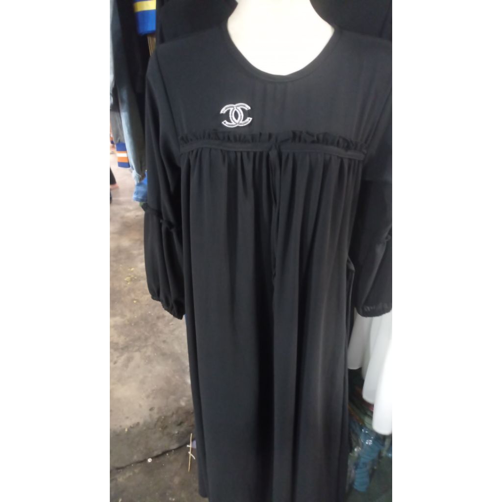 gamis anak tanggung umur 13 14  tahun hitam putih