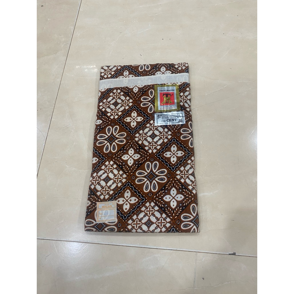 Kain Panjang Jarik Batik Pekalongan Jumbo 102x240 cm kurang lebih motif putih kombinasi hitam premiu