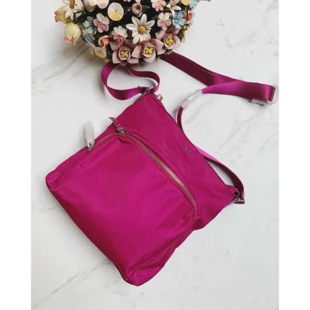 tm  tas cewe cassie crossbody bhn nylon pink magenta