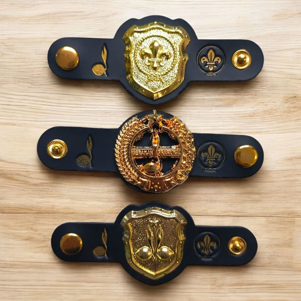 

Ring kacu Pramuka Logam Berat Kancing Gold Premium Murah Berkualitas