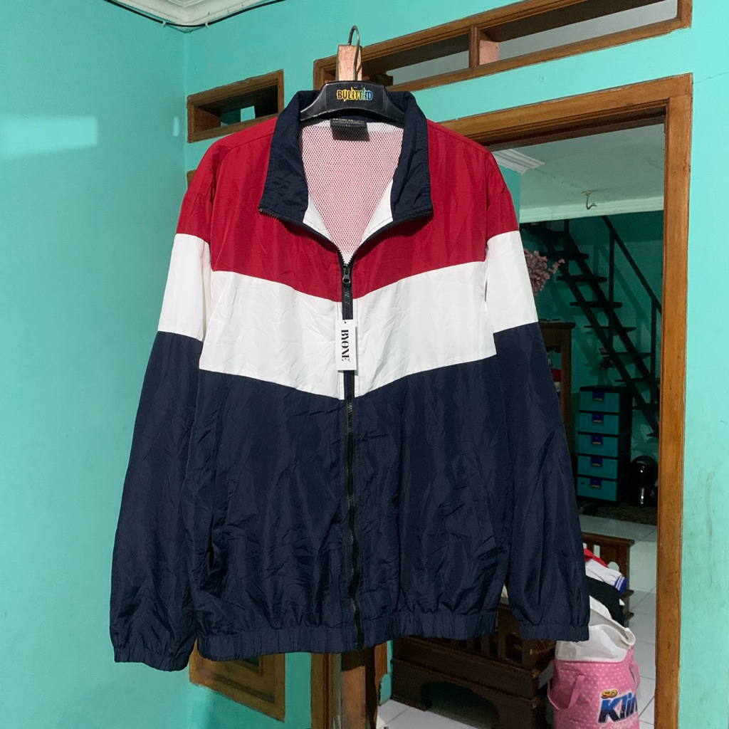 Windbreaker Jaket Splendid Satisfaction