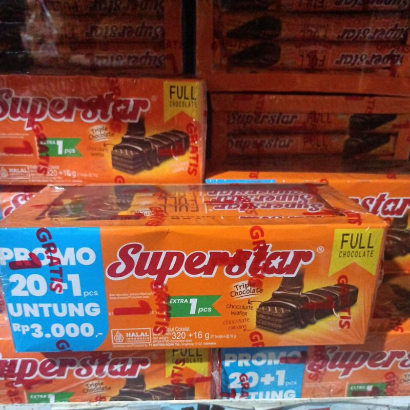 

(1 BOX isi 20 + 1 pcs) Superstar wafer cokelat box ECER per box 12.5g