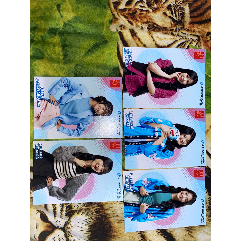 Photopack Jtrust bank