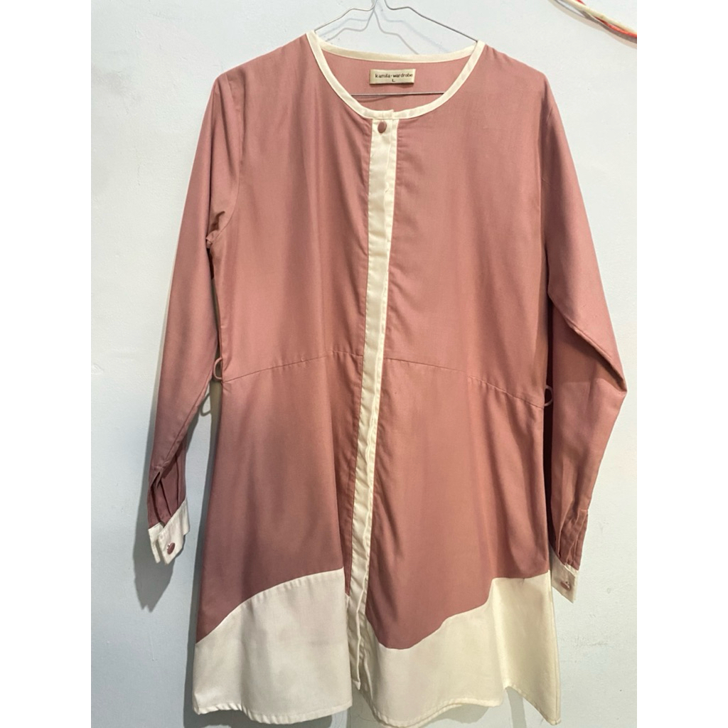 Preloved Kamila Wardrobe