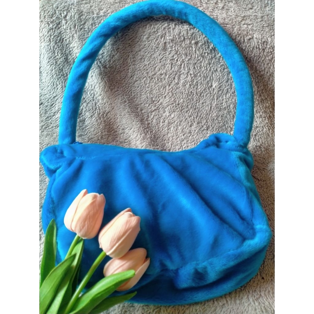 Tas Selempang Cantika | Tas Selempang Bulu | Tas Selempang Wanita