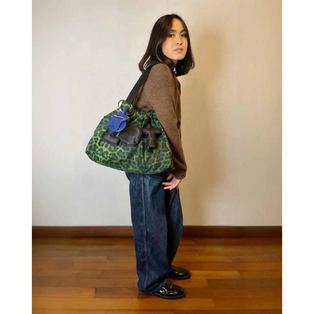 preloved Tote Bag Green Leopard
