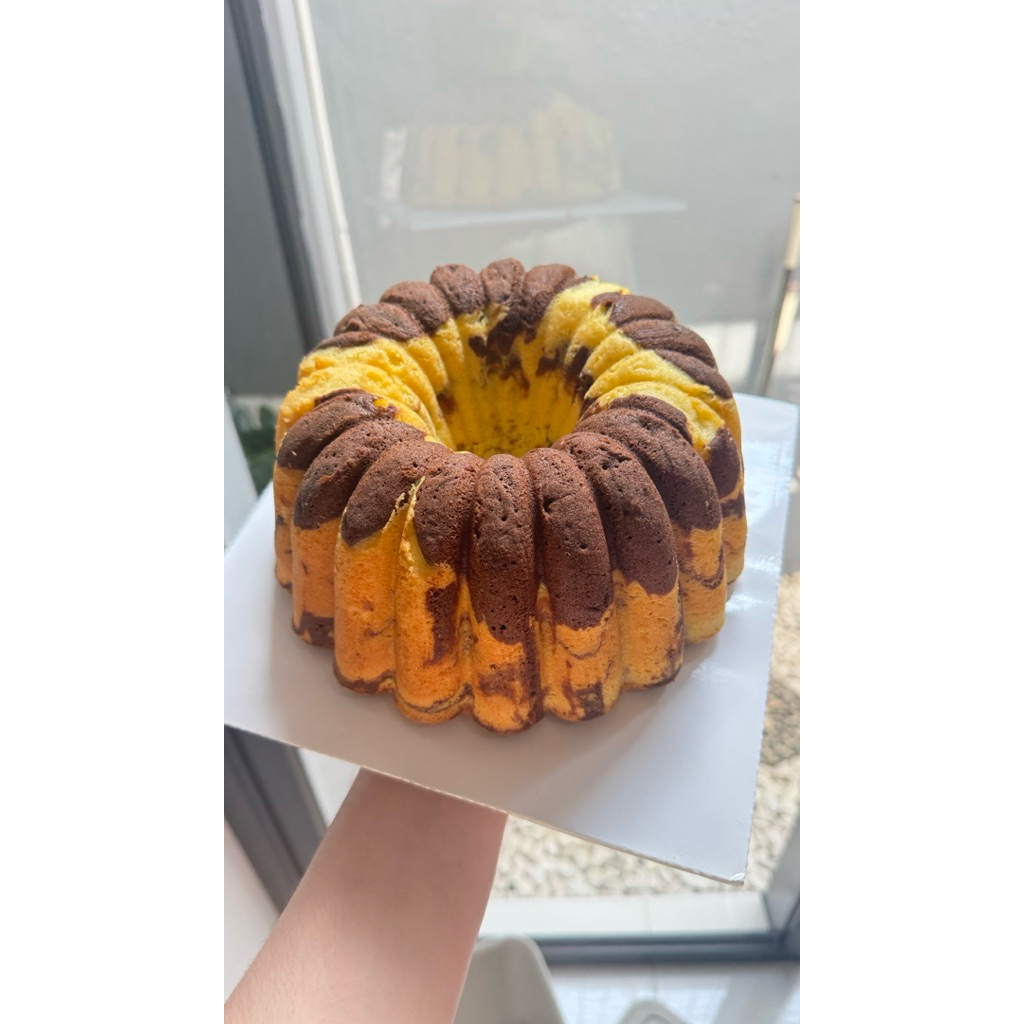 

BOLU MARMER PREMIUM - Bahan 100% Butter (Tanpa pengembang, tanpa mentega)