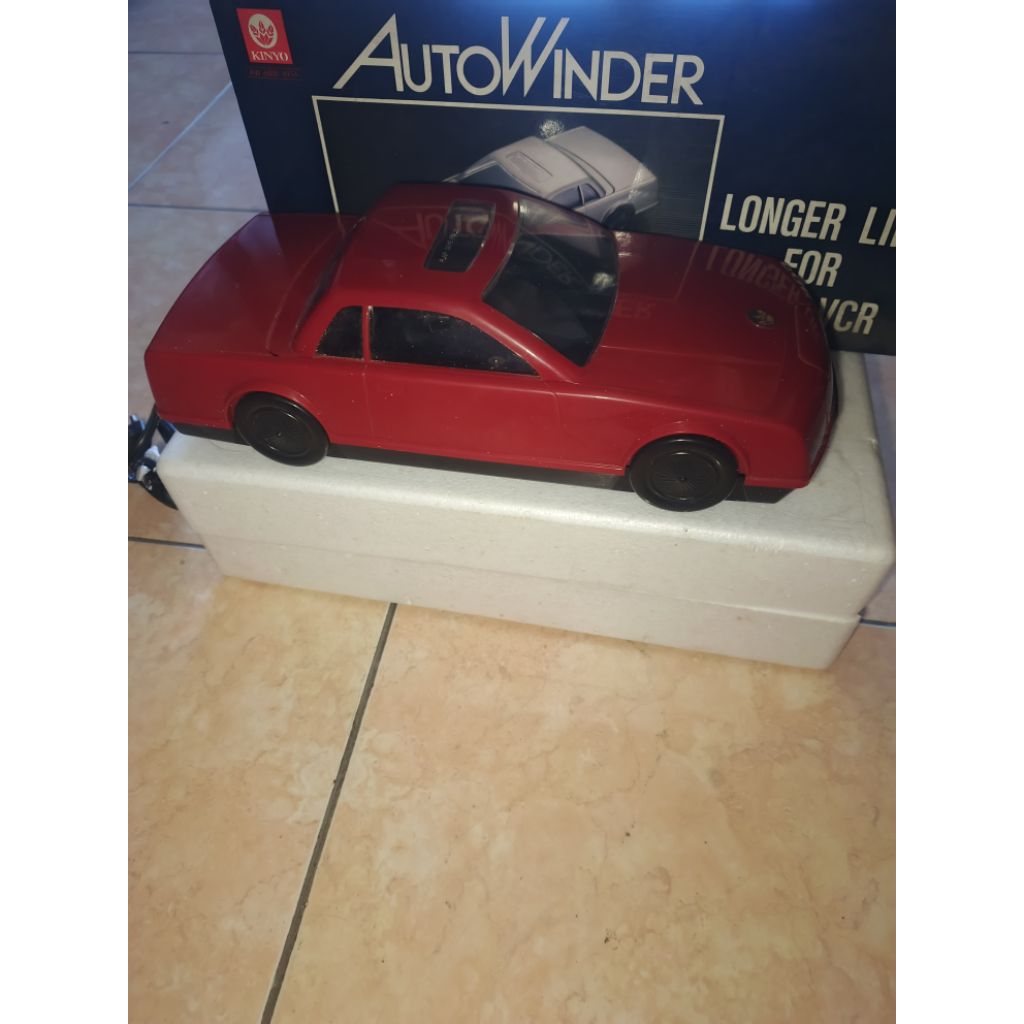 PRELOVED Kinyo AutoWinder AW-600B Beta VHS Red Car Shaped Auto VHS Rewinder