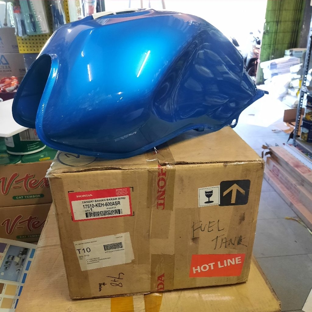 TANGKI BENSIN MEGAPRO PRIMUS ORIGINAL AHM BIRU