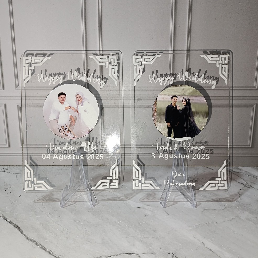 Hadiah pernikahan papan ucapan akrilik happy wedding murah gift souvenir pernikahan