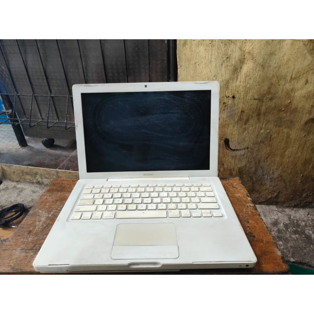 laptop macbok A1181