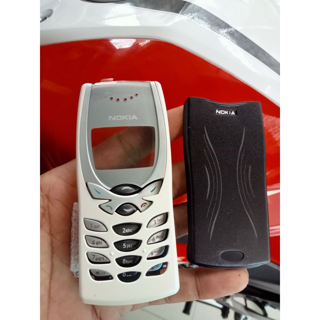 Casing Nokia 8250 Logo