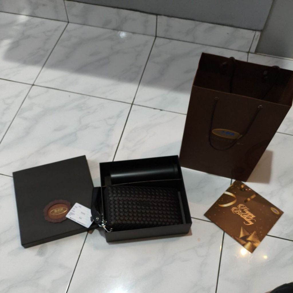 tas tumbler hadiah dari bca prioritas real 100% masih baru banget ga pernah dipakai