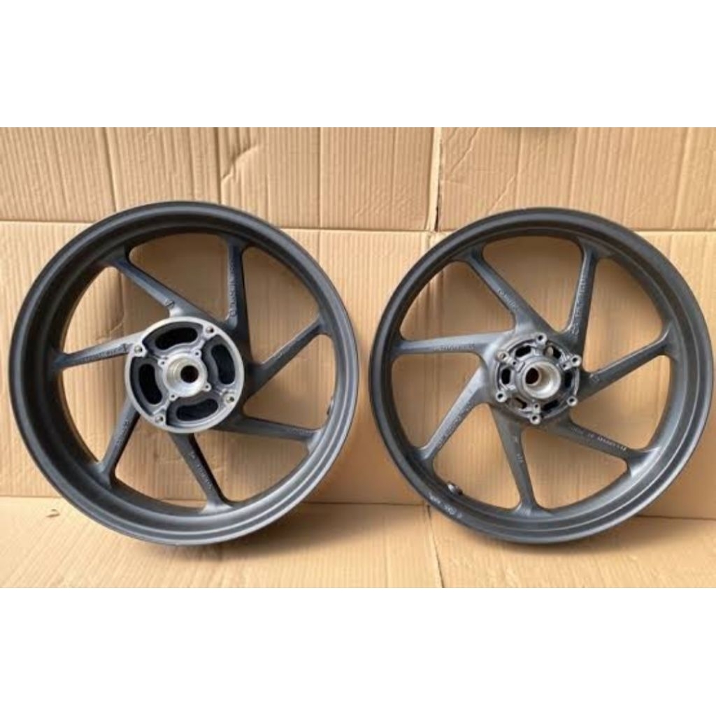velg velk cbr 250rr ABS original copotan depan belakang