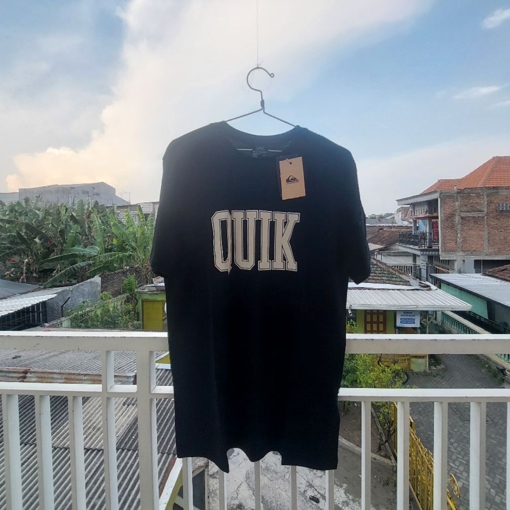 kaos quiksilver Tshirt