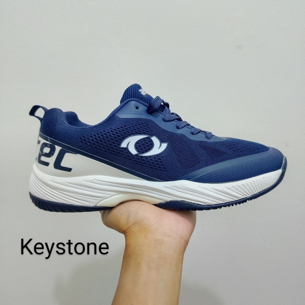 [ORI] Sepatu Badminton Astec