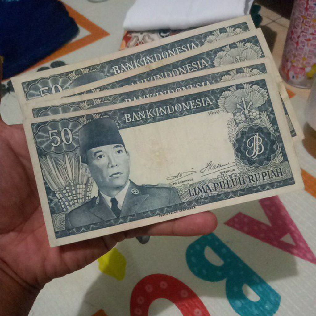 koleksi uang pecahan 50 rupiah seri Soekarno 1960 asli cukup langka