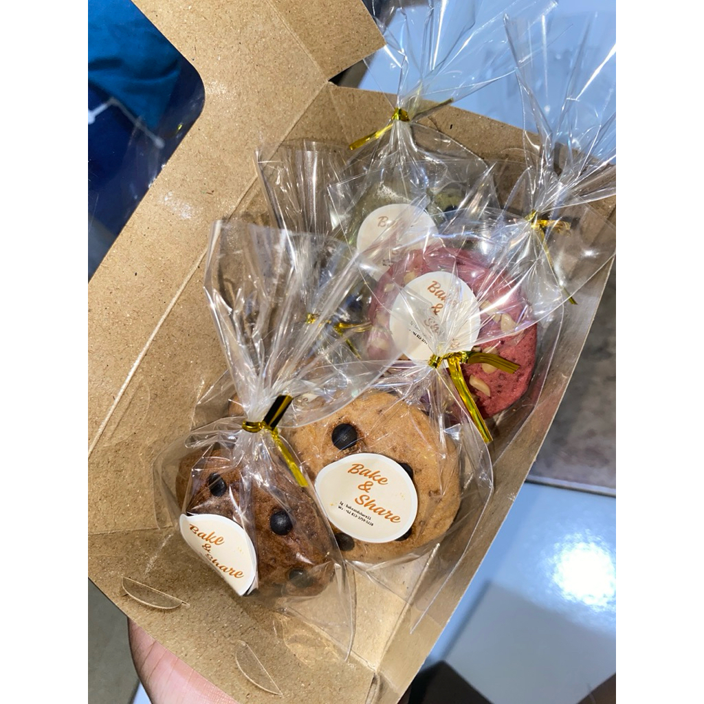 

soft cookies coklat matcha dan red velvet