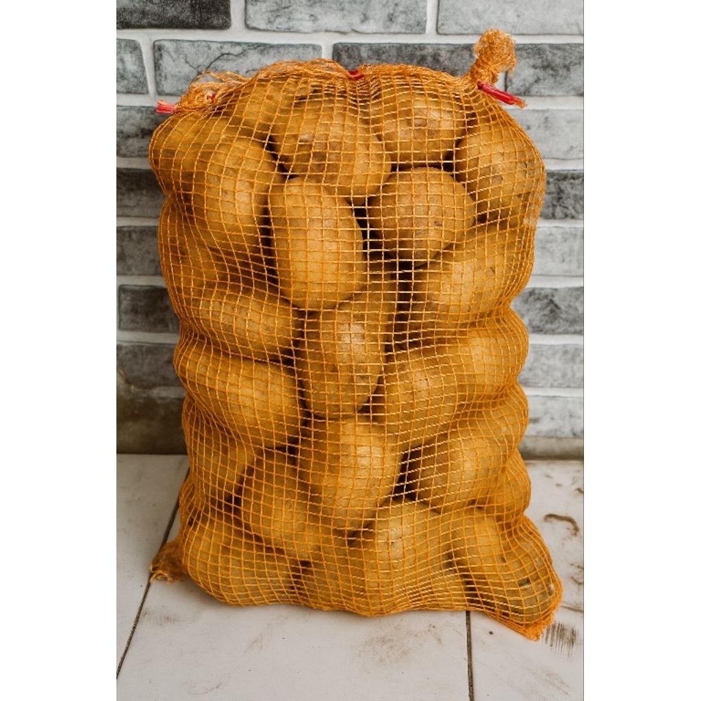 

Kentang ABC Ukuran besar Segar – Cocok untuk Goreng, Perkedel, Sop – 1kg