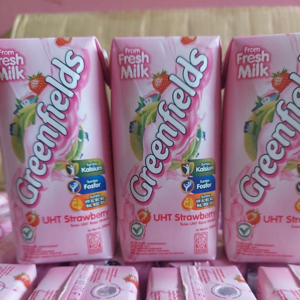 

GREENFIELD UHT STRAWBERRY UKURAN 200 ML EXPIRED FEBRUARI 2026