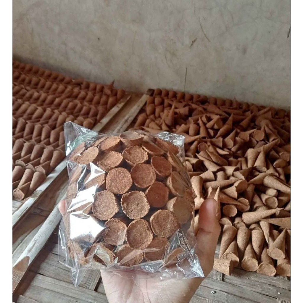 DUPA KERUCUT GAHARU ASLI KALIMANTAN