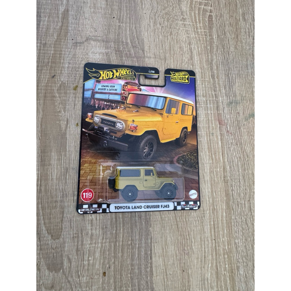 Toyota land cruiser fj43 boulevard hot wheels