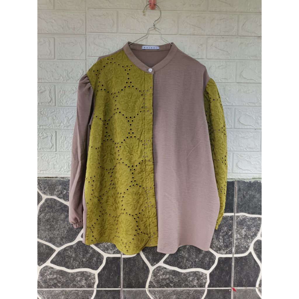 Preloved kemeja kalani preloved baju wanita preloved kemeja wanita preloved baju wanita