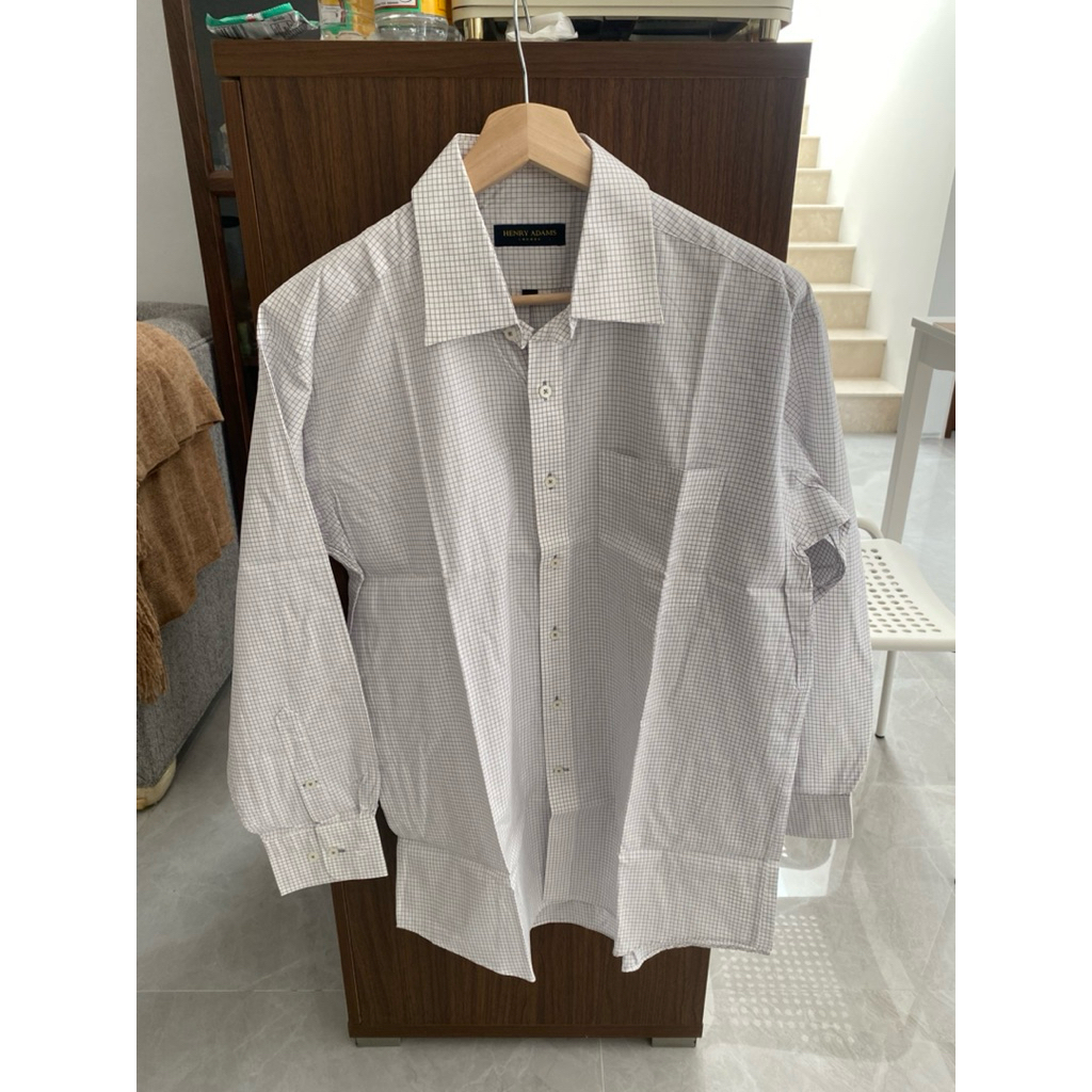 Kemeja Pria Henry Adams