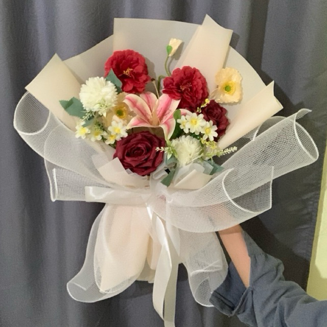 (REAL PICT) Bouquet buket bunga artificial gift hadiah kado graduation wisuda ulang tahun hologram