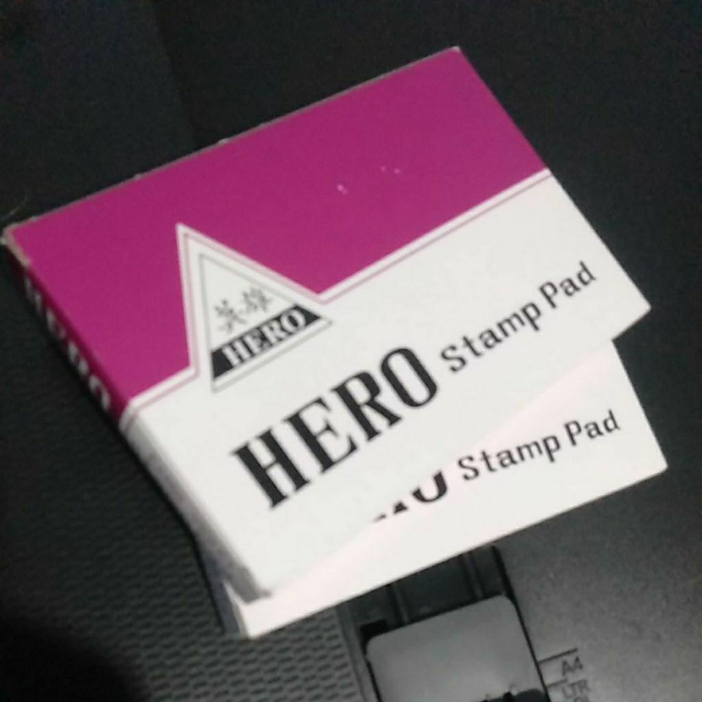 

Bantal Stempel Hero