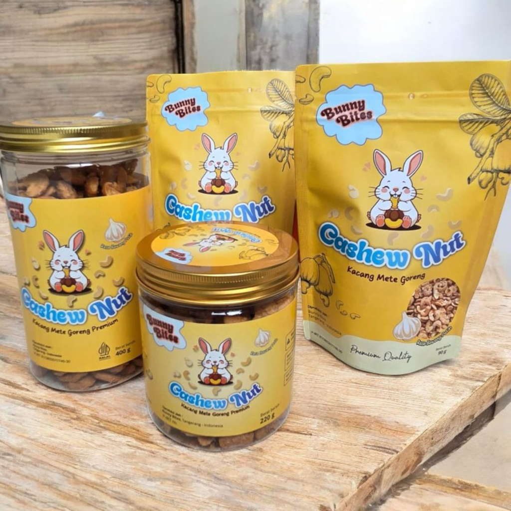 

kacang mete goreng premium Rasa Bawang putih 90 gr / 220gr / 400gr