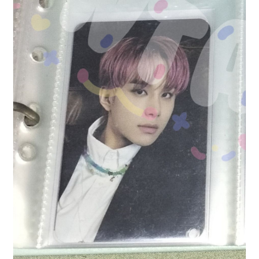 Photocard (PC) Jungwoo Pendant Necklace NCT