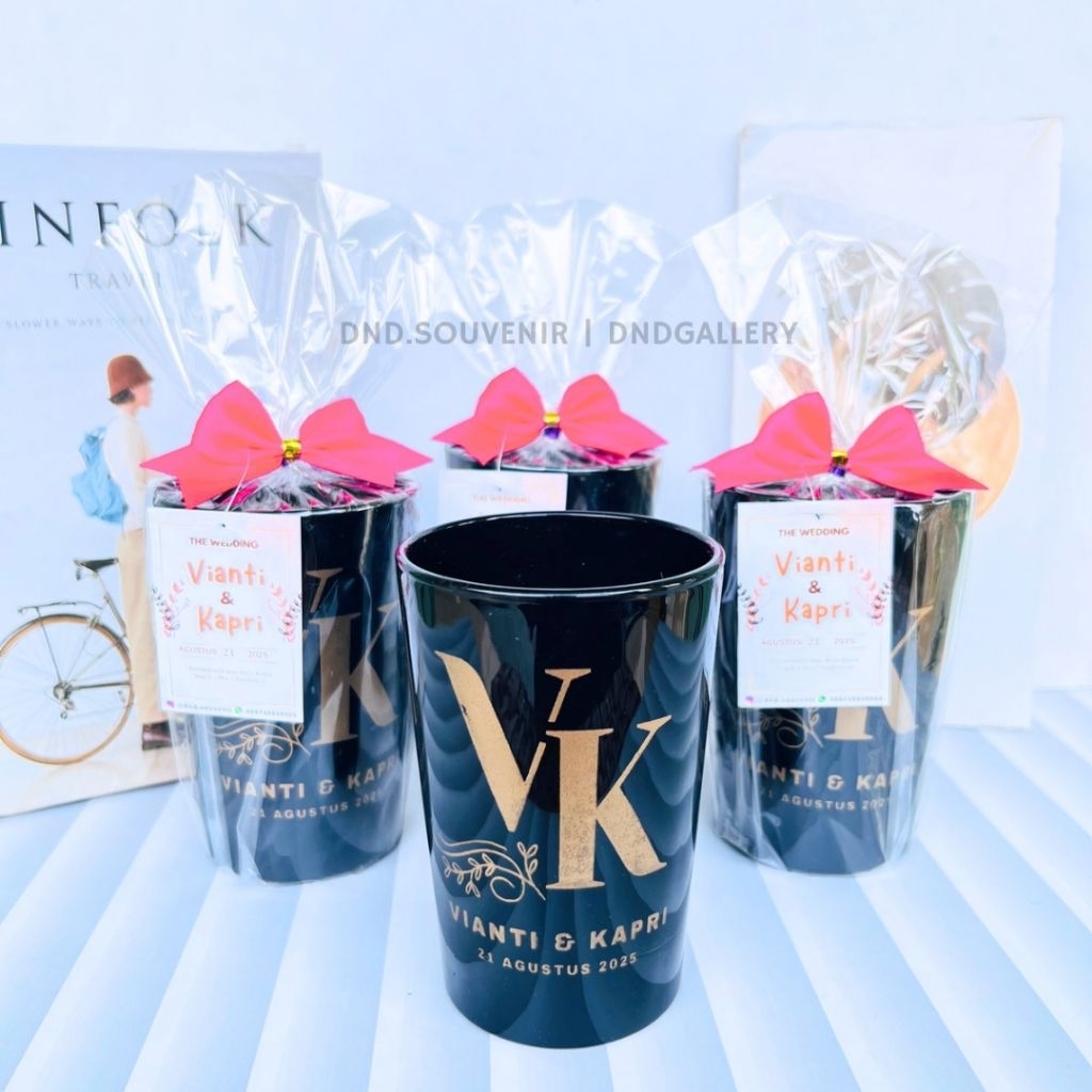 SOUVENIR GELAS JAMU DOFF HITAM / SOUVENIR PERNIKAHAN GELAS MURAH / SOUVENIR GELAS GRATIS SABLON / SO