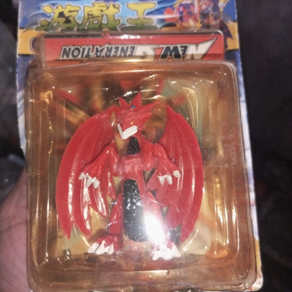 figure monster Yu-Gi-Oh slifer the sky dragon